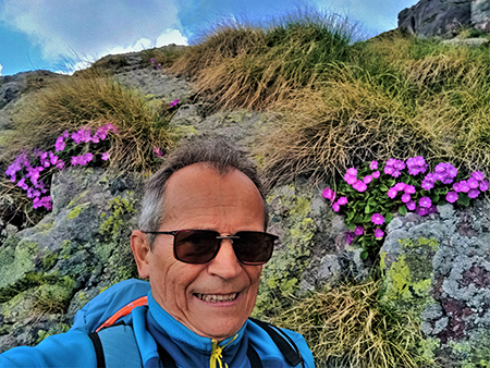 Spettacolo di fiori e marmotte sui sentieri per i Laghetti di Ponteranica – 18magg22  - FOTOGALLERY